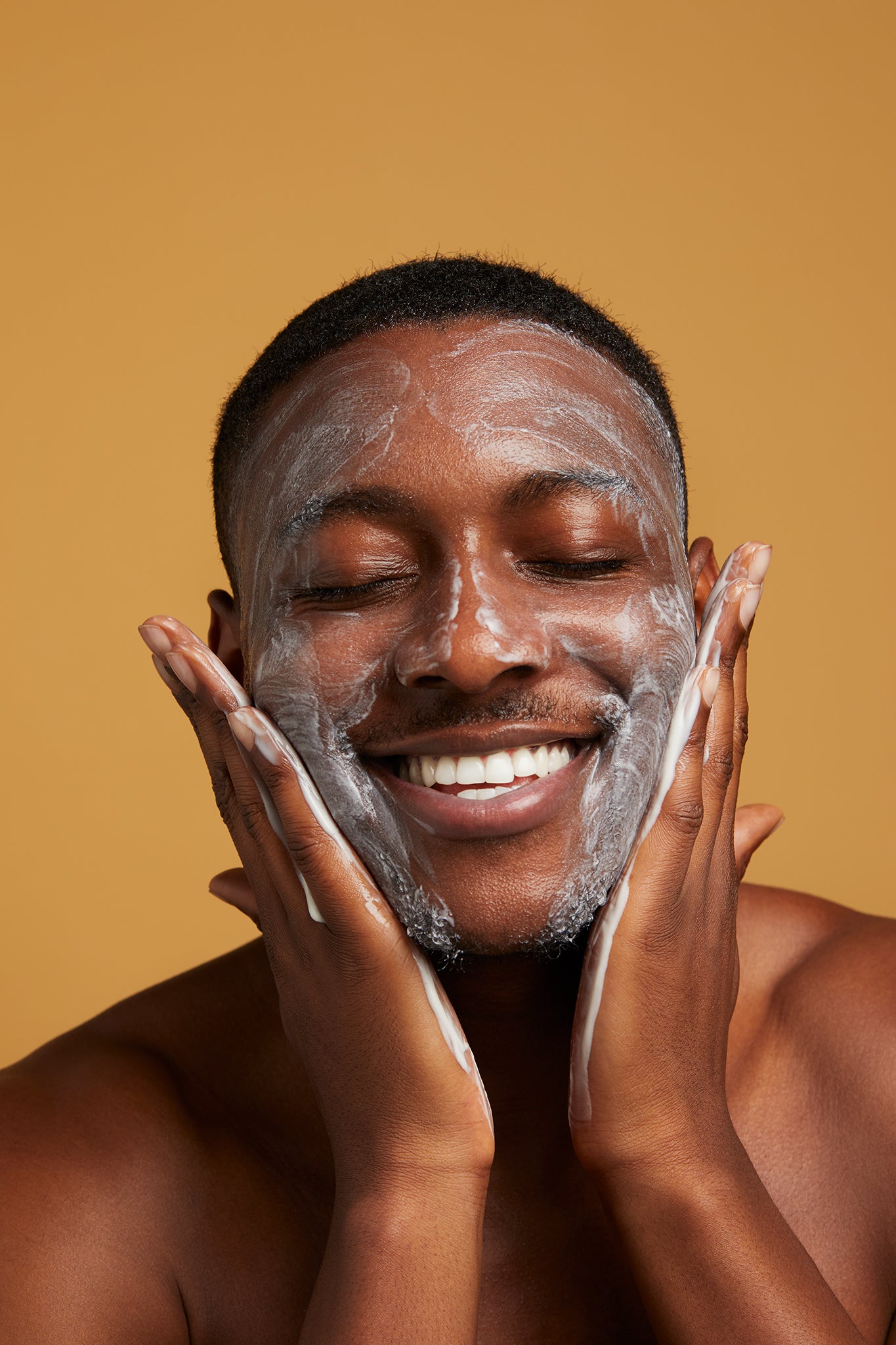 Buchu Moringa Milky Cleanser